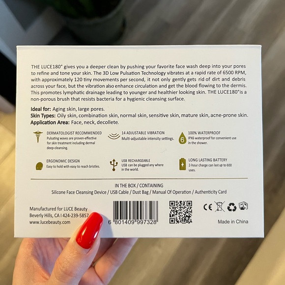 Luce Beauty LUCE180 Facial Cleansing and Anti-Aging Device - Picture 3 of 13